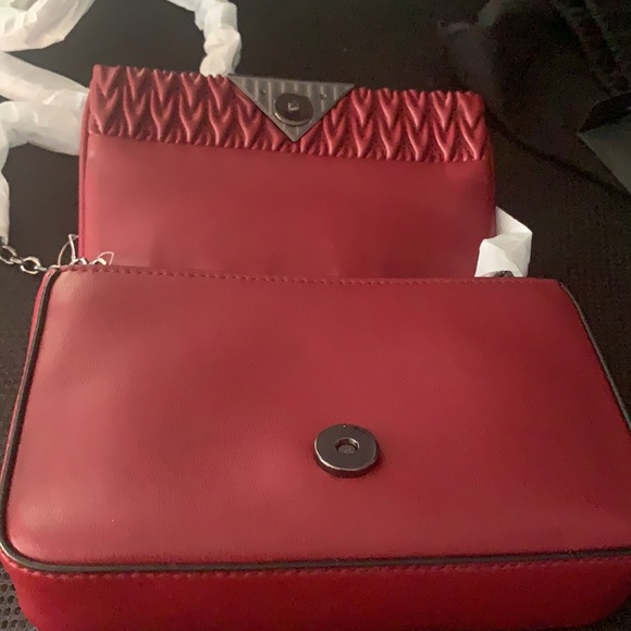 Emporio Armani - Picture 3 of 7